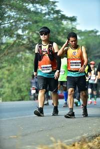 BIB: 40690, 42963
                            <button type="button" onclick="openModal(10123509)" class="btn btn-primary btn-sm float-right btn-popup" data-toggle="modal" data-target=".modal-high-quality">
                        <i class="fas fa-shopping-cart"></i> Add to Cart
                    </button>
                                            <button type="button" onclick="isThisMe(10123509, true)" class="btn btn-success btn-sm float-right btn-popup btn-isme hidden" data-toggle="tooltip" data-placement="bottom" title="นี่คือรูปของคุณใช่ไหม คลิกที่นี่เพื่อเอาเข้าอัลบั้ม">
                        <i class="fas fa-plus"></i> Add to album
                    </button>
                    <button type="button" onclick="isThisMe(10123509, false)" class="btn btn-warning btn-sm float-right btn-popup btn-isnotme hidden">
                        <i class="fas fa-ban"></i> Remove from album
                    </button>